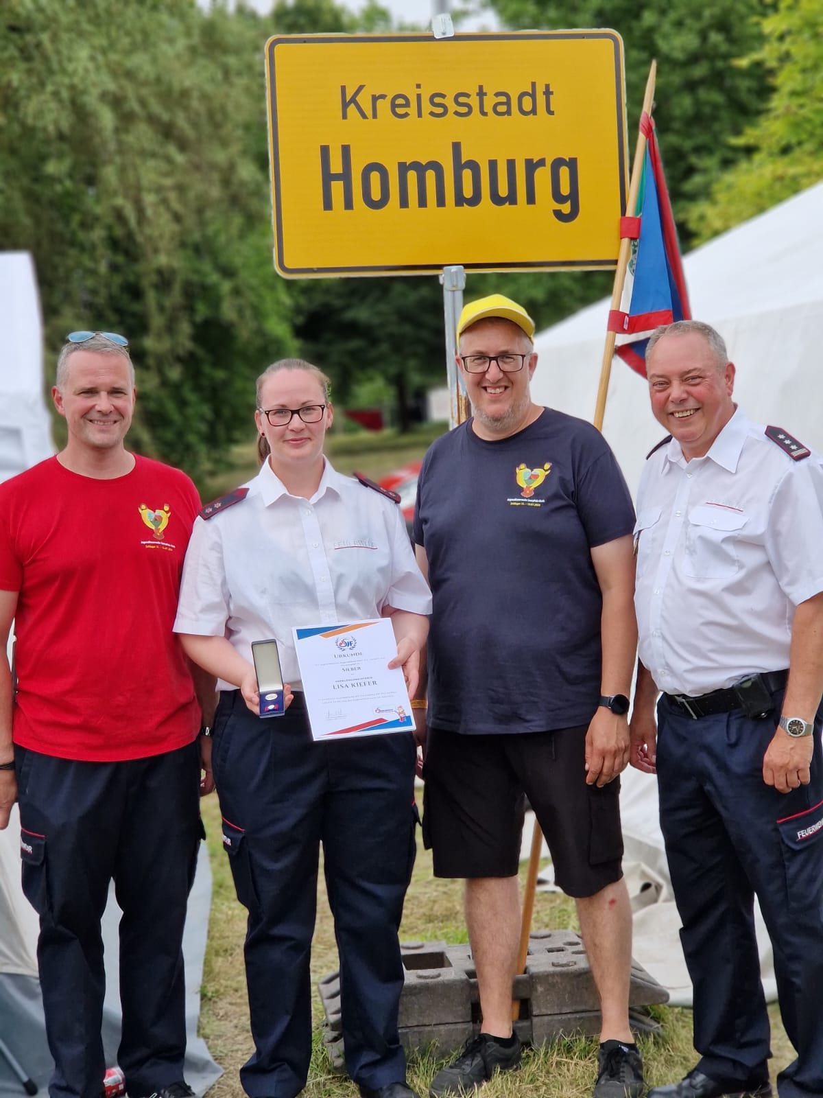 Ehrennadel in Silber verliehen